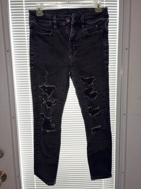 American Eagle Outfitters Black Distressed Skinny Jeans for Women